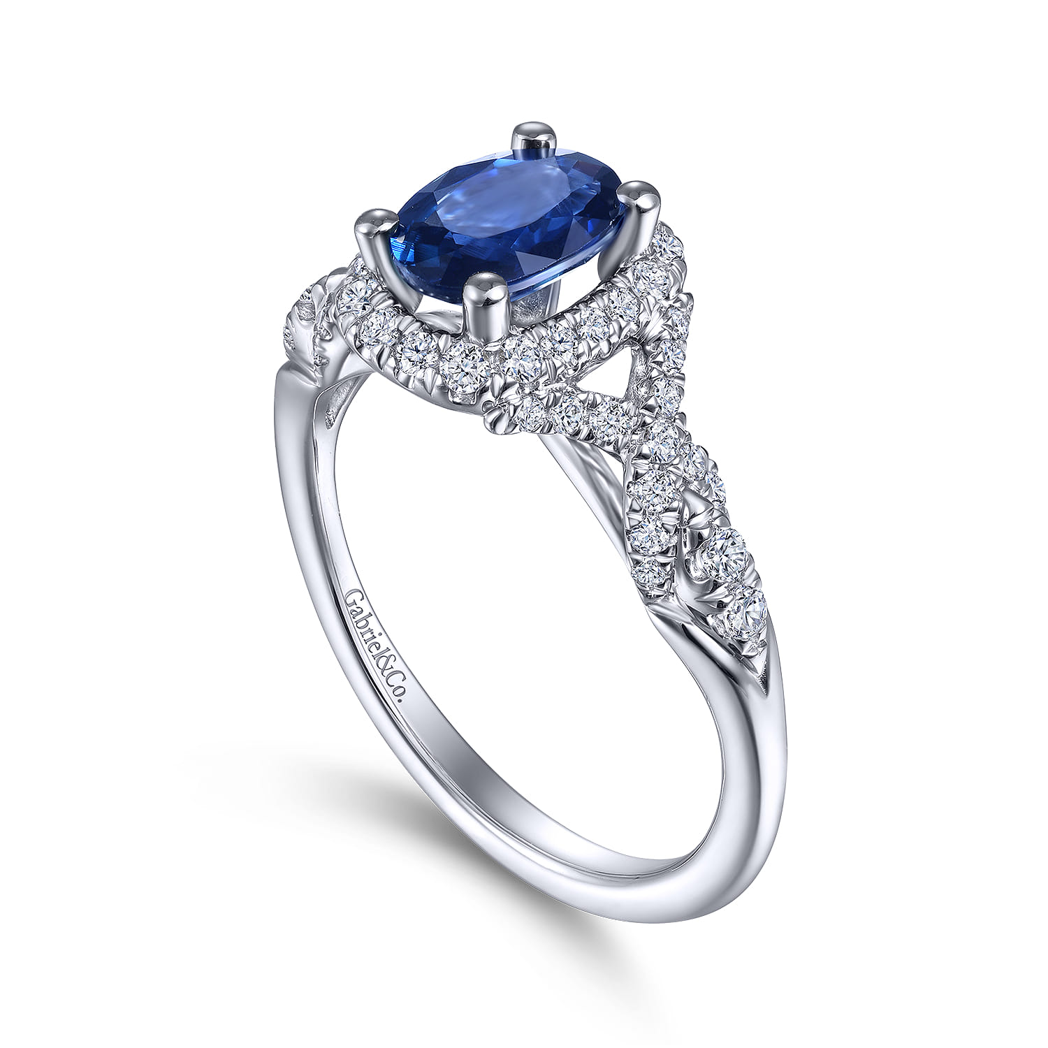 14K White Gold Oval Sapphire and Diamond Halo Ring - 0.33 ct - Shot 3