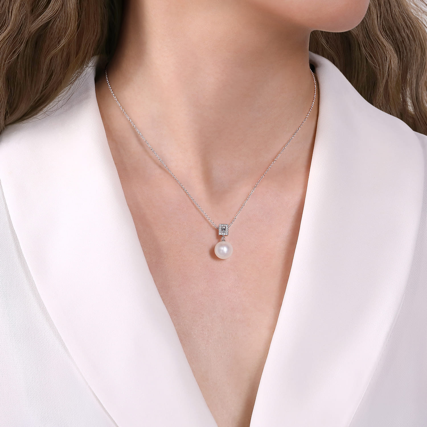 14K White Gold Pave Diamond and Pearl Pendant Necklace - 0.12 ct - Shot 3