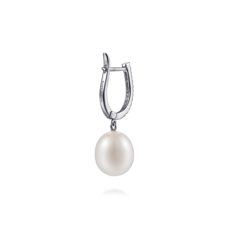 14K White Gold Pearl Drop Diamond Huggies - 0.12 ct - Shot 2