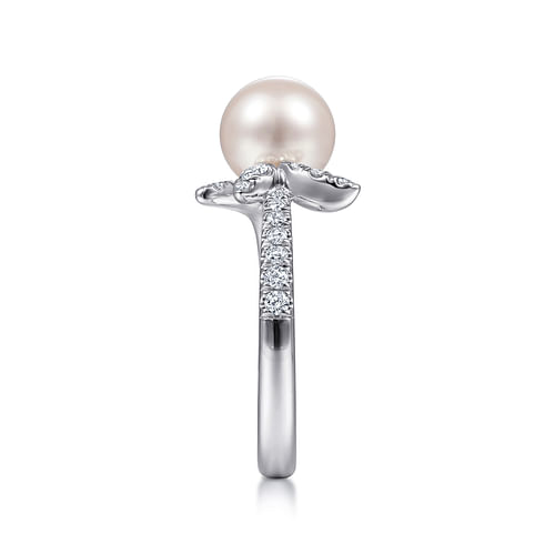 14K White Gold Pearl Ring with Diamond Leaf - 0.3 ct - Shot 4