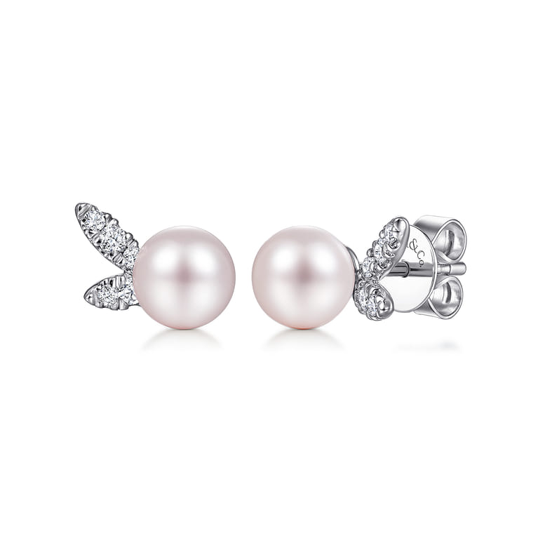 14K White Gold Pearl with Diamond Accents Stud Earrings - 0.15 ct - Shot 1