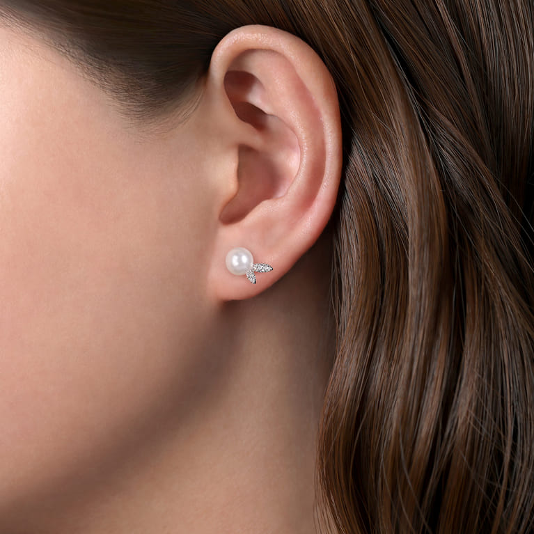 14K White Gold Pearl with Diamond Accents Stud Earrings - 0.15 ct - Shot 2