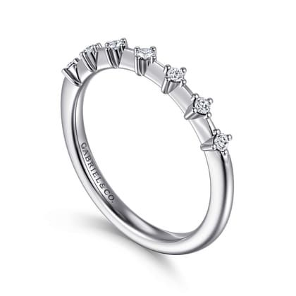 14K White Gold Prong Setting Diamond Anniversary Band