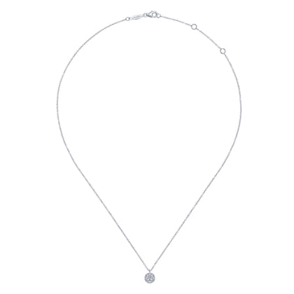 14K White Gold Round Diamond Cluster Pendant Necklace