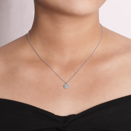 14K White Gold Round Diamond Disc Pendant Necklace