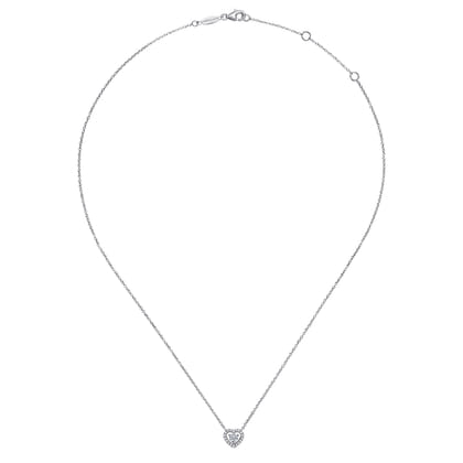 14K White Gold Round Diamond Heart Pendant Necklace