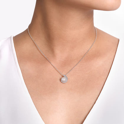 14K White Gold Round Pearl Pendant Necklace with Diamond Halo Swirl