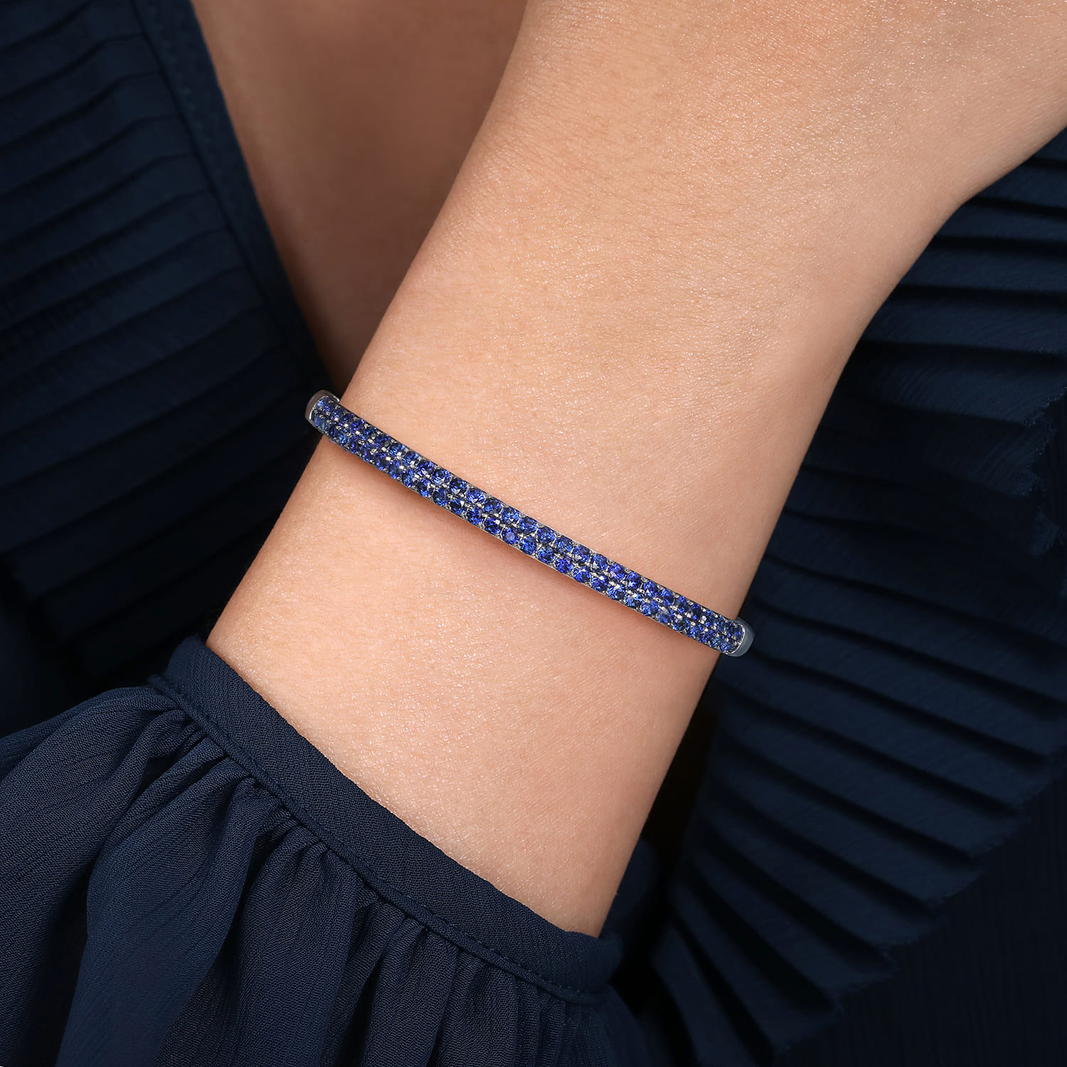 14K White Gold Sapphire Bangle - Shot 4