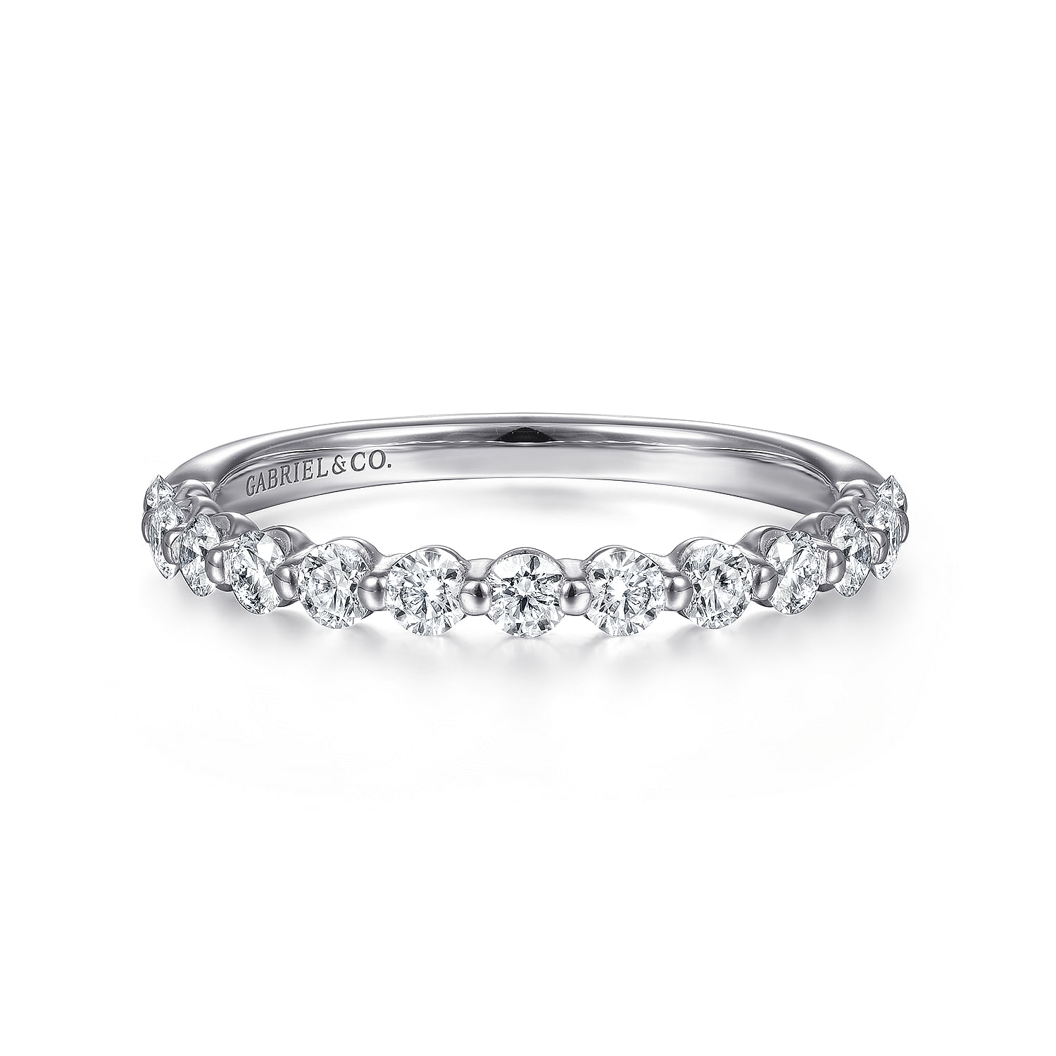 Single band store ring with diamonds