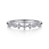 14K White Gold Single Prong Diamond Station Ring