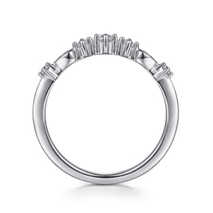 14K White Gold Single Prong Diamond Station Ring