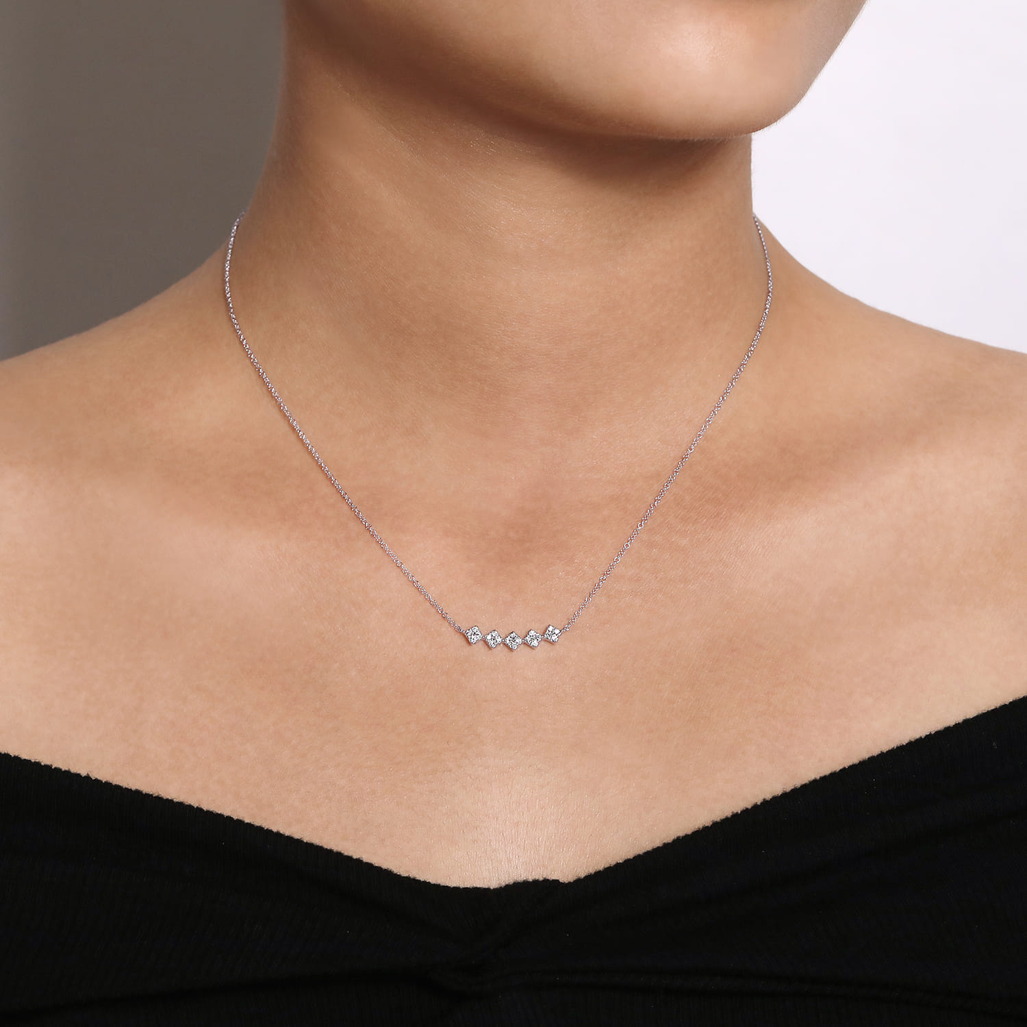 14K White Gold Square Station Diamond Pave Curved Bar Necklace - 0.2 ct - Shot 3