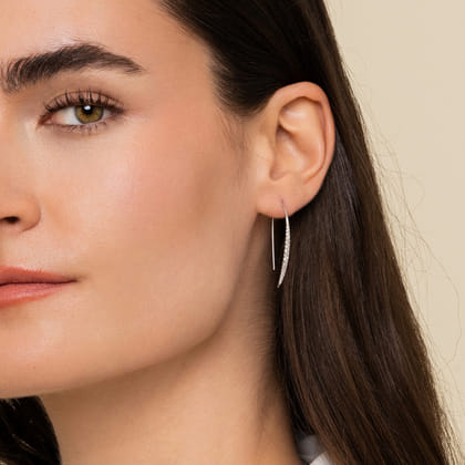 14K White Gold Tapered Diamond Fish Wire Drop Earrings