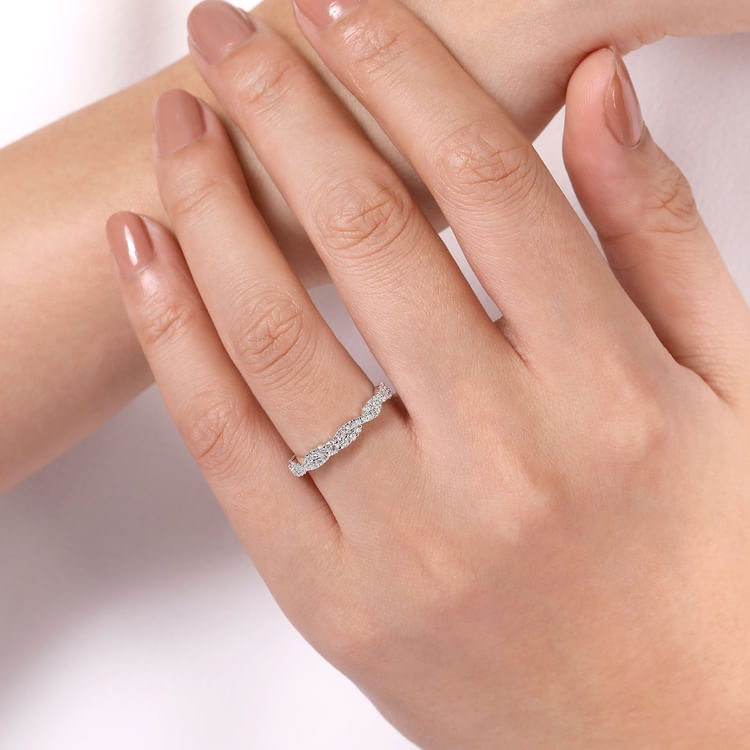 14K White Gold Twisted Diamond Stackable Ring