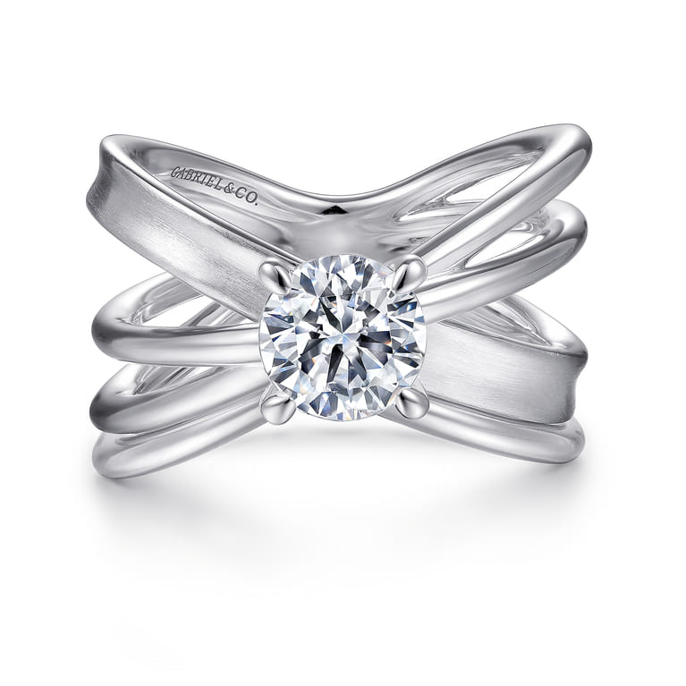 14K White Gold V Matching Wedding Band - Shot 4