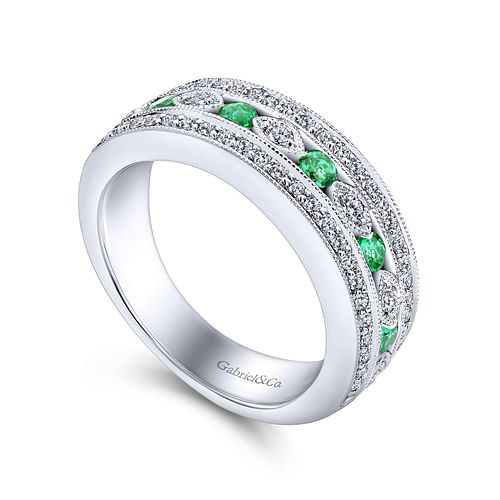 14K White Gold Vintage Inspired Emerald and Diamond Ring - 0.4 ct - Shot 3