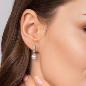 14K White Gold Vintage Inspired Style Diamond Pearl Drop Earrings