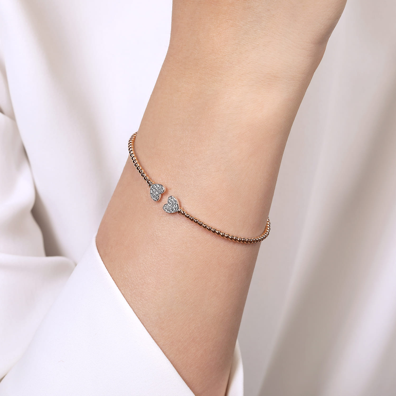14K White-Rose Gold Bujukan Diamond Hearts Split Bangle - 0.17 ct - Shot 4