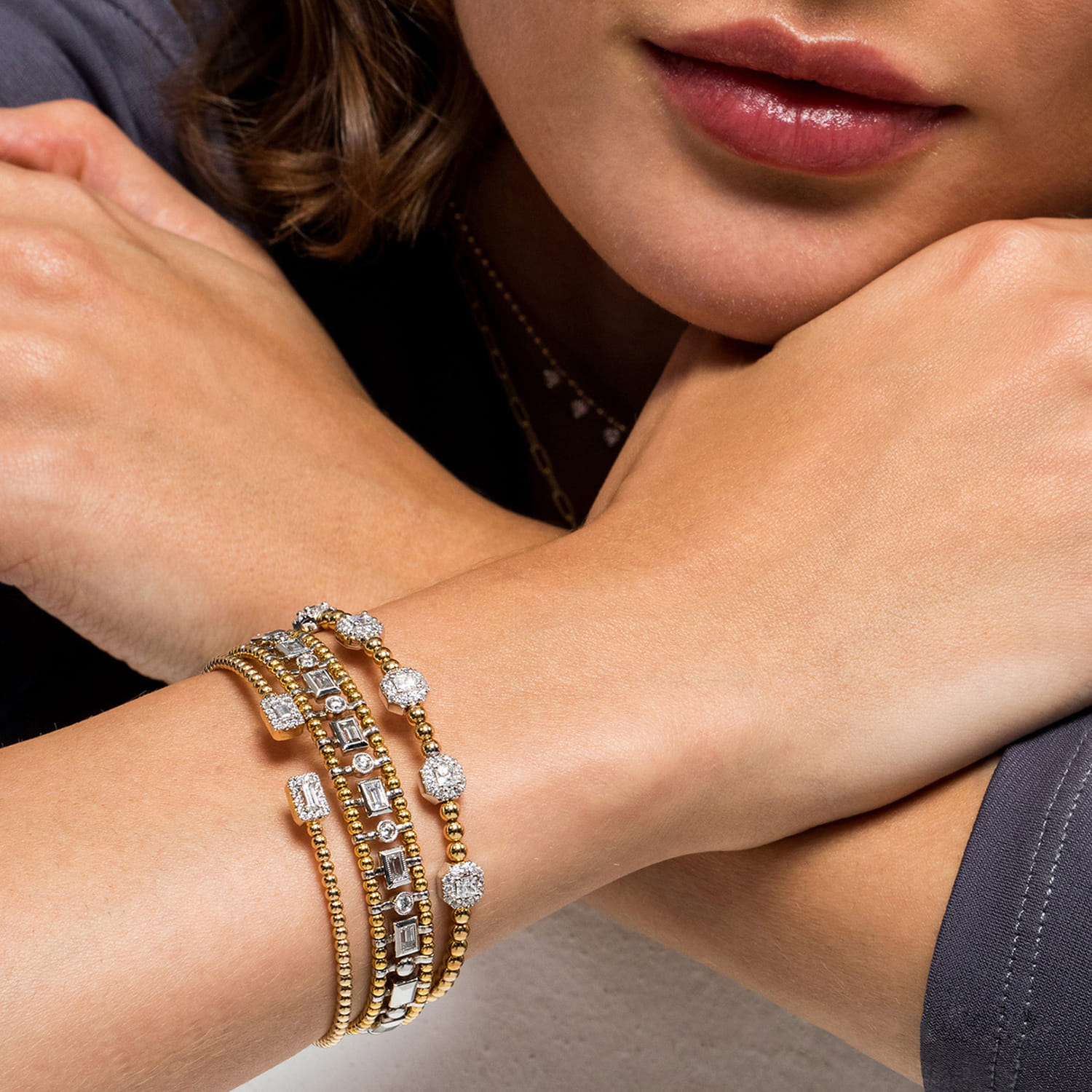 14K White-Yellow Gold Bujukan Bangle with Diamond Stations - 1.45 ct - Shot 5