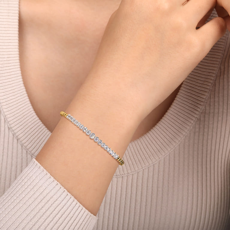 14K White  Yellow Gold Bujukan Beads and Graduating Diamond Split Bangle Bracelet - 2.05 ct - Shot 4