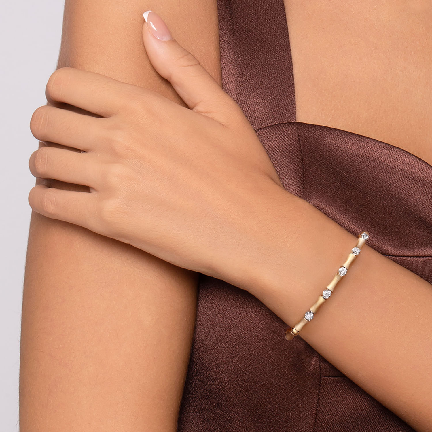 14K White  Yellow Gold Diamond Brush Finish Bamboo Bangle Bracelet - 0.5 ct - Shot 4