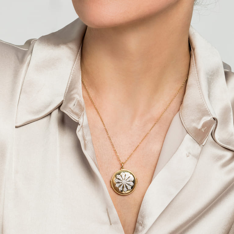 14K White-Yellow Gold Diamond Locket Necklace - 0.75 ct - Shot 5