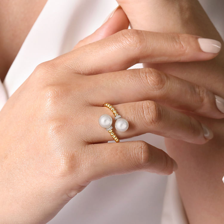14K White-Yellow Gold Diamond and Pearl Bujukan Bypass Ring
