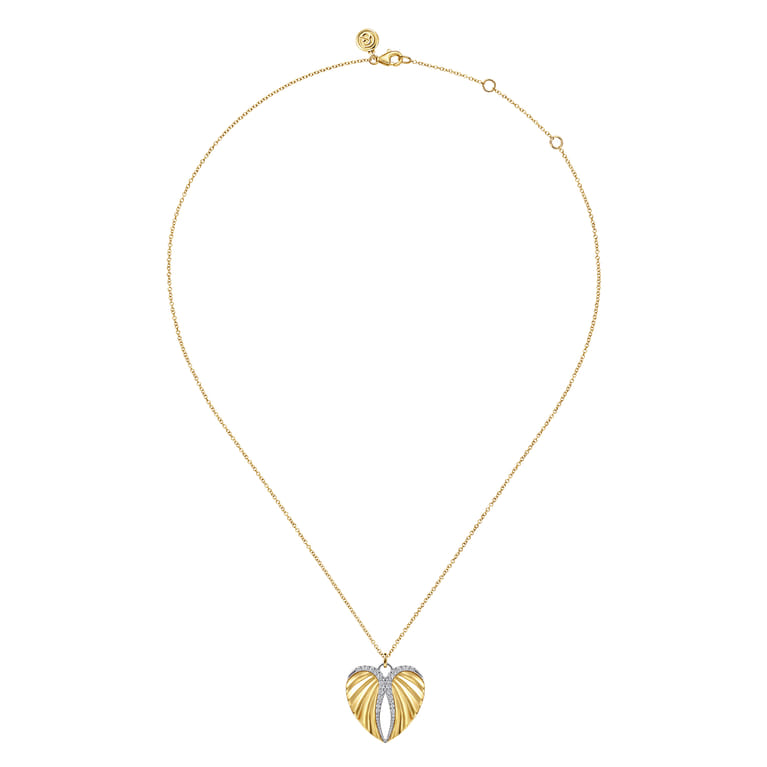 14K White and Yellow Gold Diamond Heart Angel Wing Pendant Necklace - 0.19 ct - Shot 2