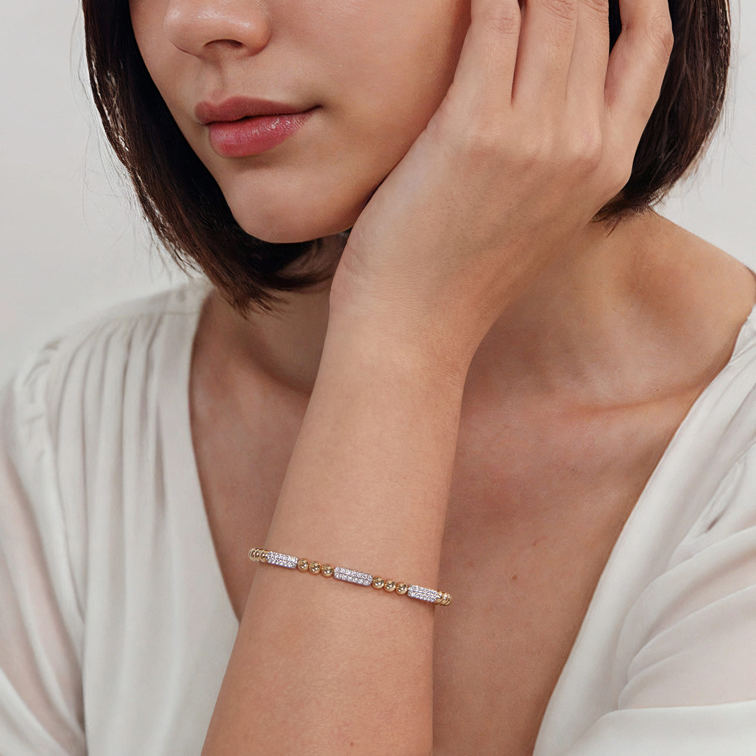 14K White and Yellow Gold Diamond Pave Three Station Bar Bujukan Beads Split Bangle Bracelet