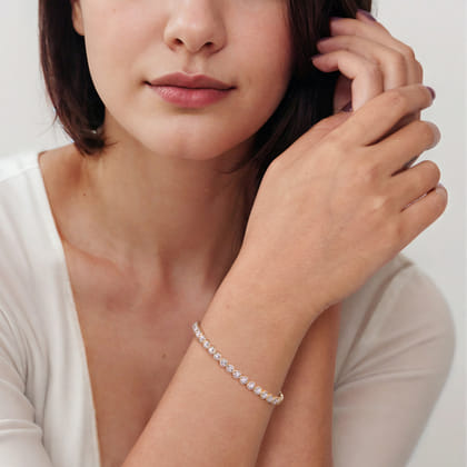 14K White and Yellow Gold Diamond Rope Bangle