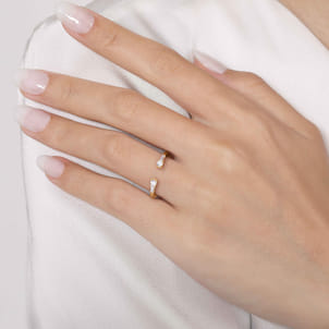 14K Yellow Gold Baguette and Round Open Diamond Anniversary Band