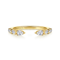 14K Yellow Gold Baguette and Round Open Diamond Band
