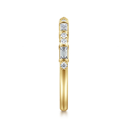 14K Yellow Gold Bar Set baguette and U Setting Round Diamond Open Anniversary Band