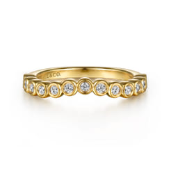 14K-Yellow-Gold-Bezel-Diamond-Wedding-Band1
