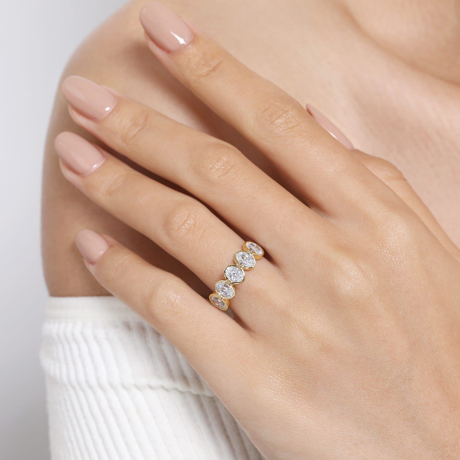 Straight Wedding Ring in 14k Yellow Gold with Oval Natural Diamond at Gabriel & Co. - Shot 5