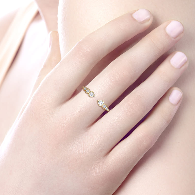 14K Yellow Gold Bezel Set Diamond Split Stackable Ring - 0.14 ct - Shot 5