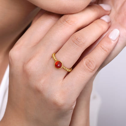 14K Yellow Gold Bezel Set Garnet Bujukan Ring
