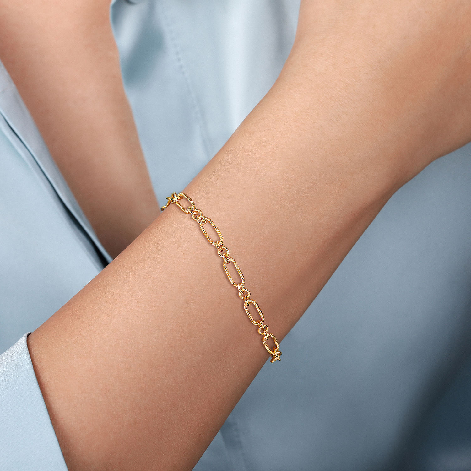 14K Yellow Gold Bracelet - Shot 3