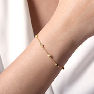 14K Yellow Gold Bujukan Ball and Clover Station Bracelet