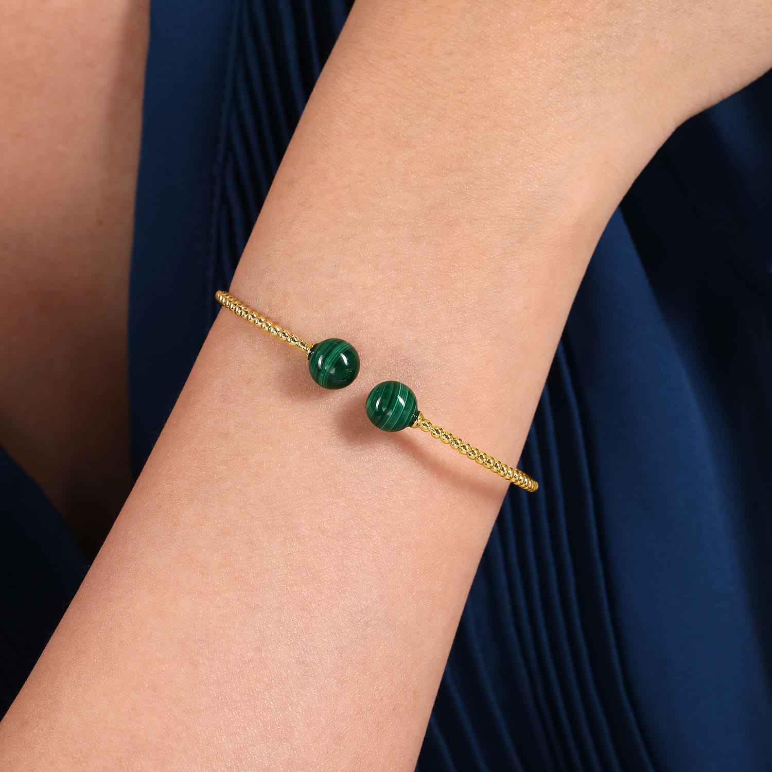 14K Yellow Gold Bujukan Bead Split Cuff Bracelet with Malachite Beads - Shot 4