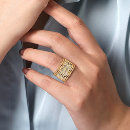 14K Yellow Gold Bujukan Cigar Band