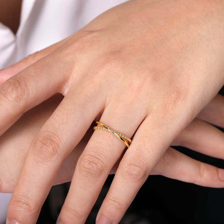 14K Yellow Gold Bujukan Criss Cross Ring - Shot 5