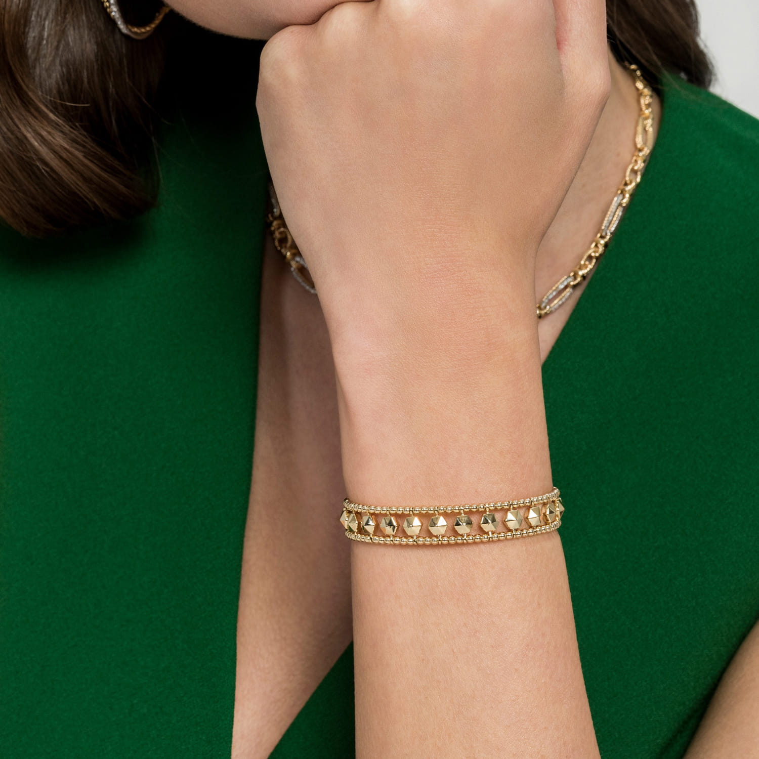 14K Yellow Gold Bujukan Cuff Bracelet - Shot 5