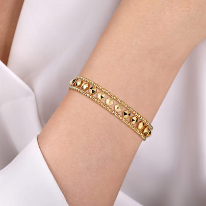14K Yellow Gold Bujukan Cuff Bracelet