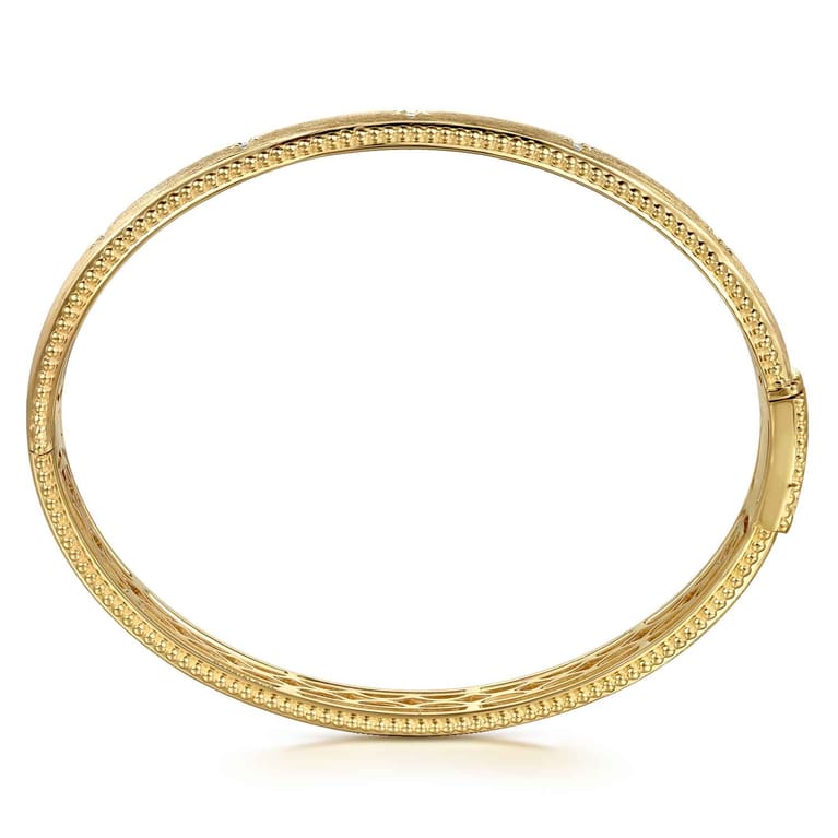 14K Yellow Gold Bujukan Diamond Bangle - 0.15 ct - Shot 3