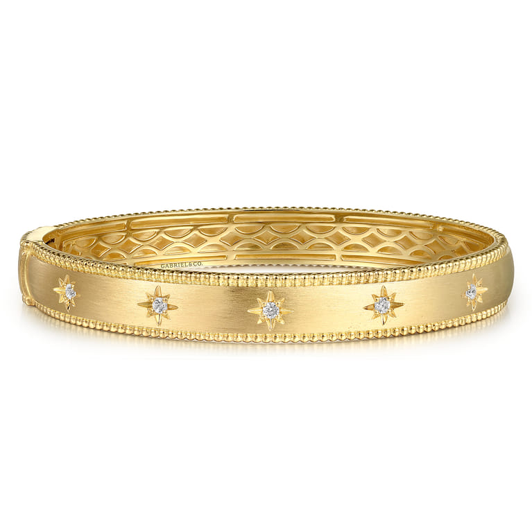 14K Yellow Gold Bujukan Diamond Bangle - 0.15 ct - Shot 1
