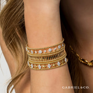 14K Yellow Gold Bujukan Diamond Cluster Cuff Bangle