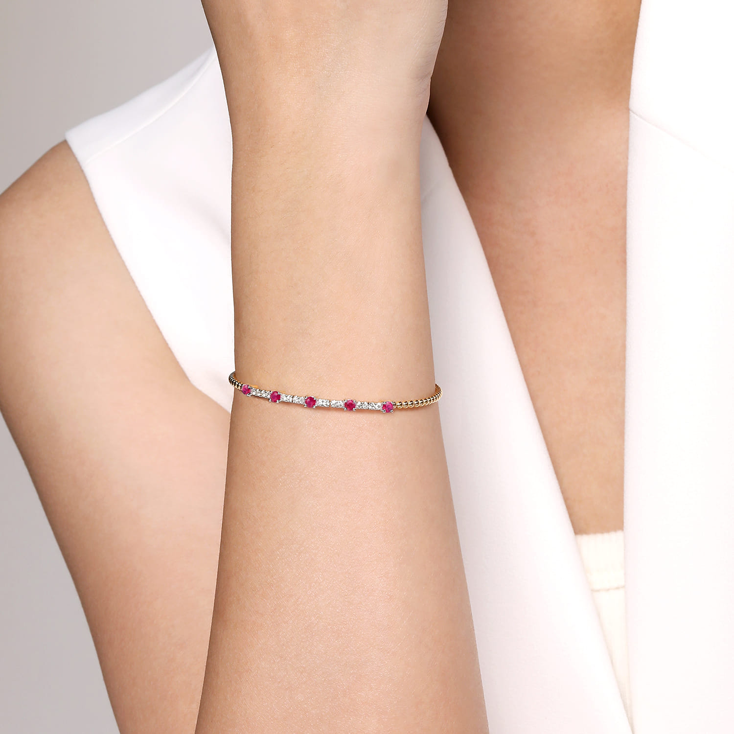 14K Yellow Gold Bujukan Diamond and Ruby Cuff Bracelet - 0.3 ct - Shot 4
