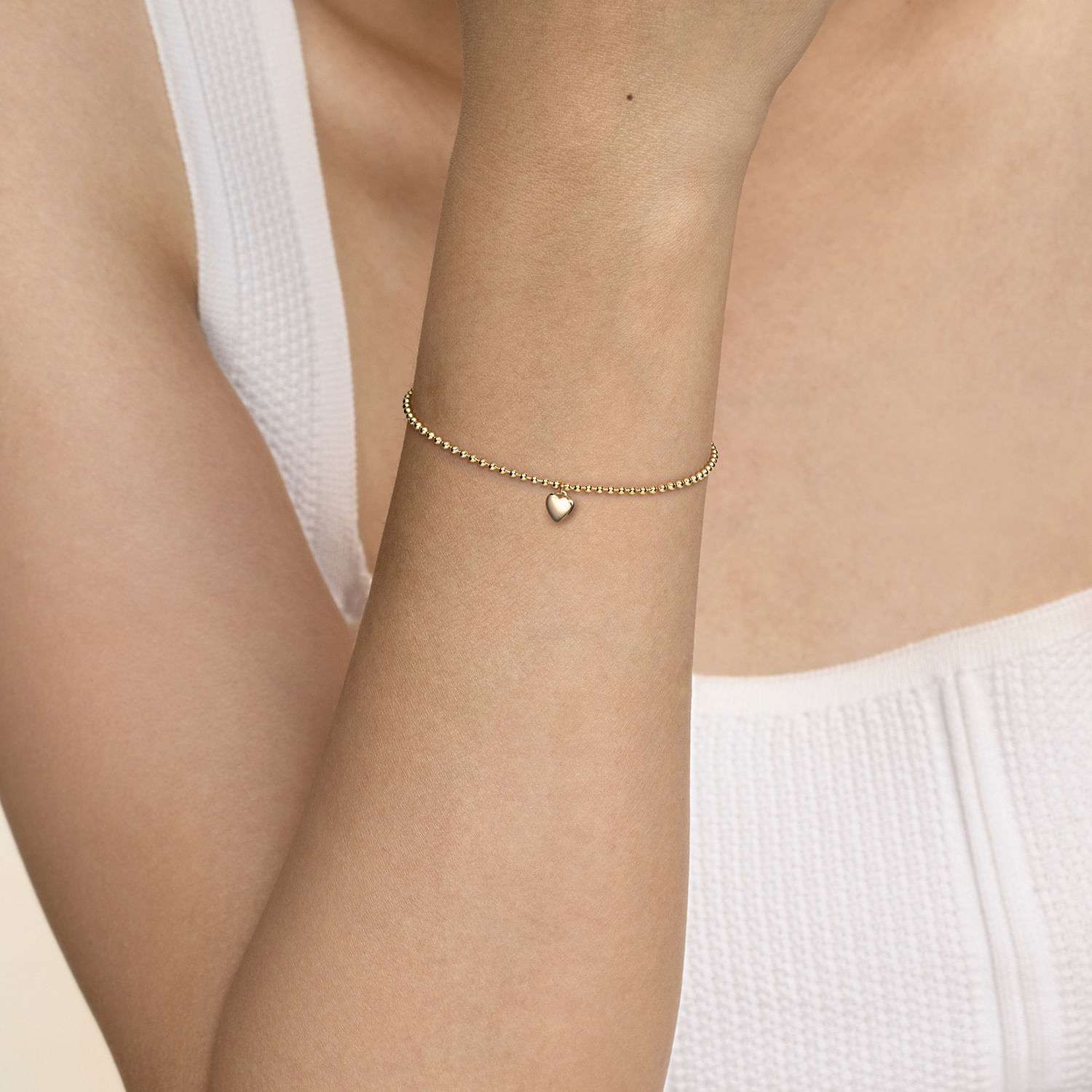 14K Yellow Gold Bujukan Heart Charm Bracelet