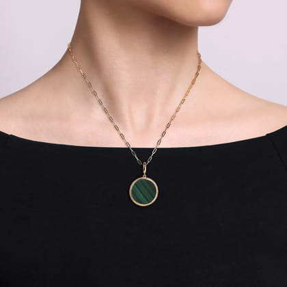14K Yellow Gold Bujukan Round Malachite Medallion Pendant With Detachable Bail